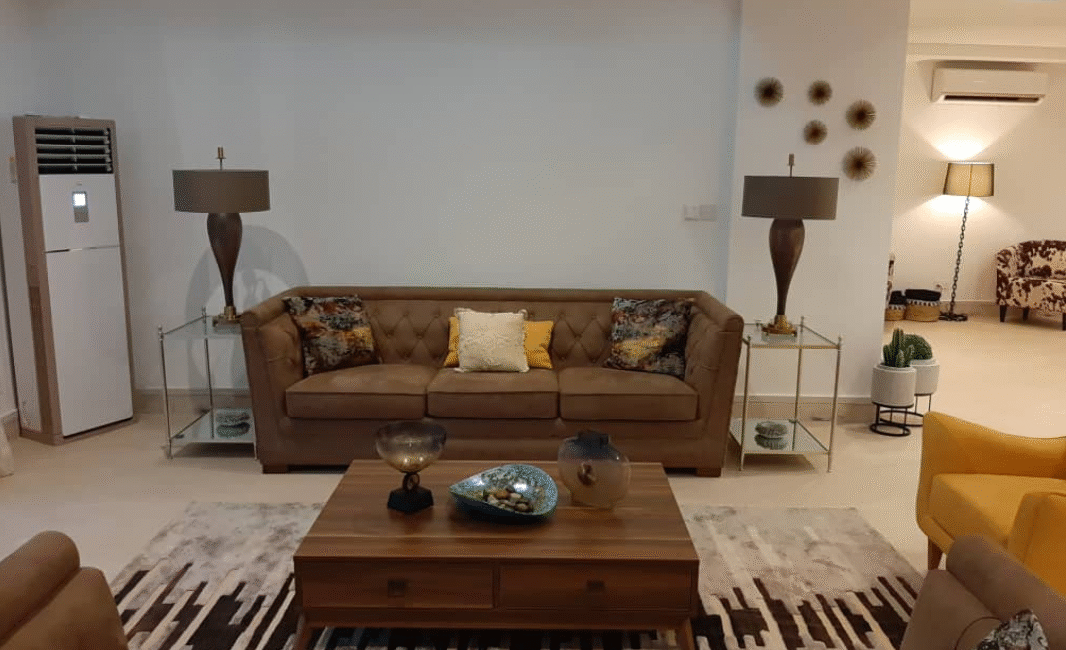 House For Sale at – Airport